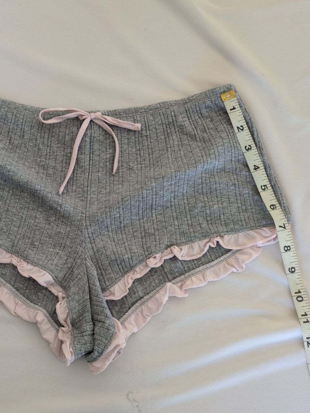 Victoria’s Secret Ribbed Ruffle Sleep Shorts - Picture 5 of 5